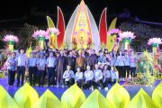Lâm Đồng: Đoàn sinh GĐPT hát mừng Phật đản